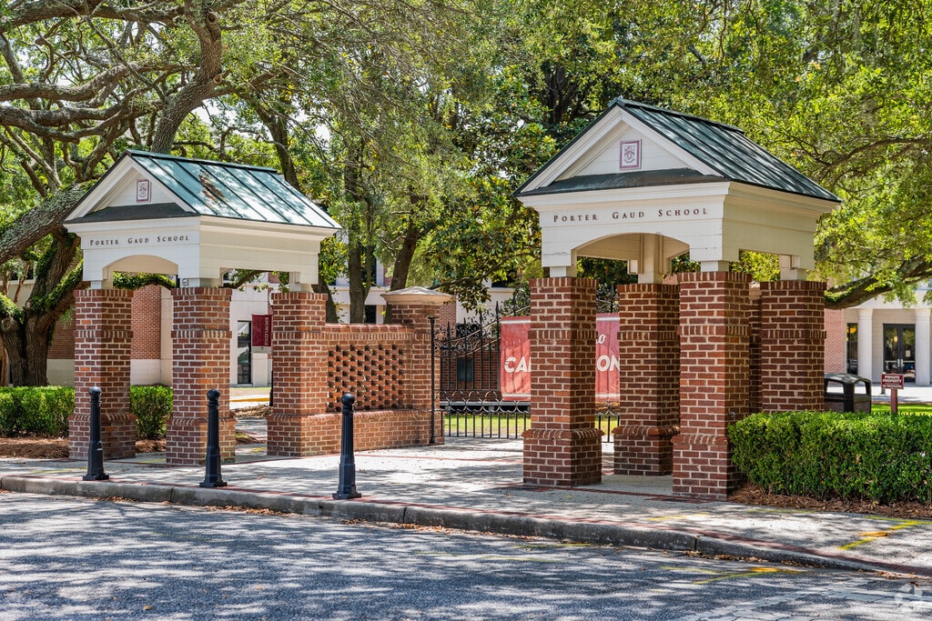 Welcome to the Porter-Gaud School in West Ashley.