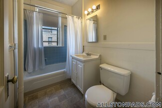 1148 Commonwealth Ave Unit 47, Brookline, MA 02134