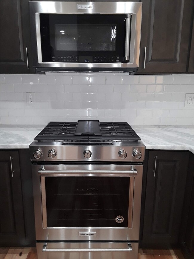 8814 N Edison St unit 8814 Unit A N. Ediso, Portland, OR 97203 - photo 5