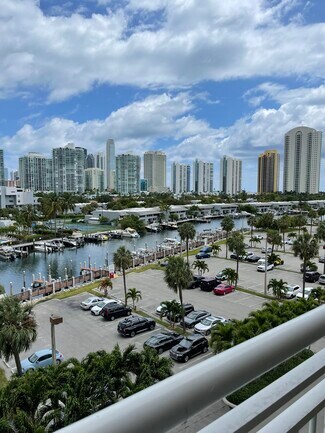 400 Kings Point Dr Unit 627, Sunny Isles Beach, FL 33160