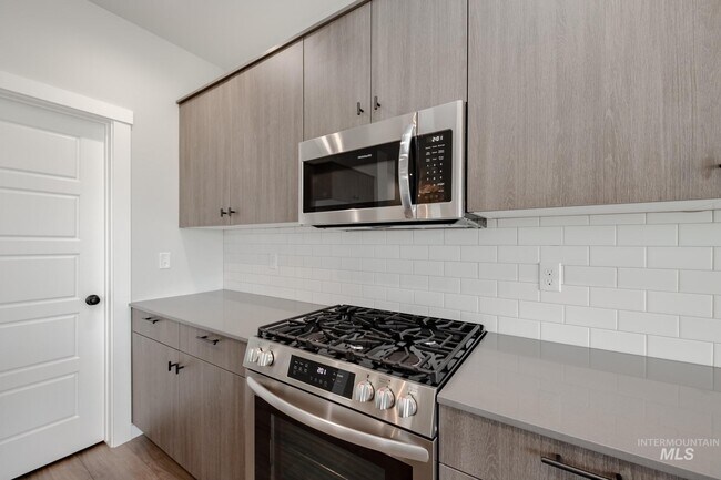 10512 W Teratai St, Star, ID 83669 - photo 6