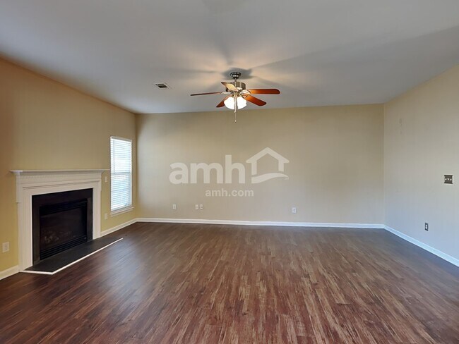 124 Barrington Dr, Mount Holly, NC 28120 - photo 5