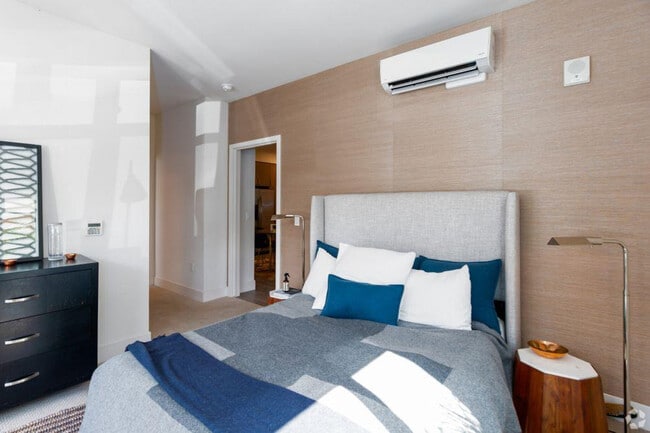 3645 Haven Ave unit ID1352086P, Menlo Park, CA 94025 - photo 2