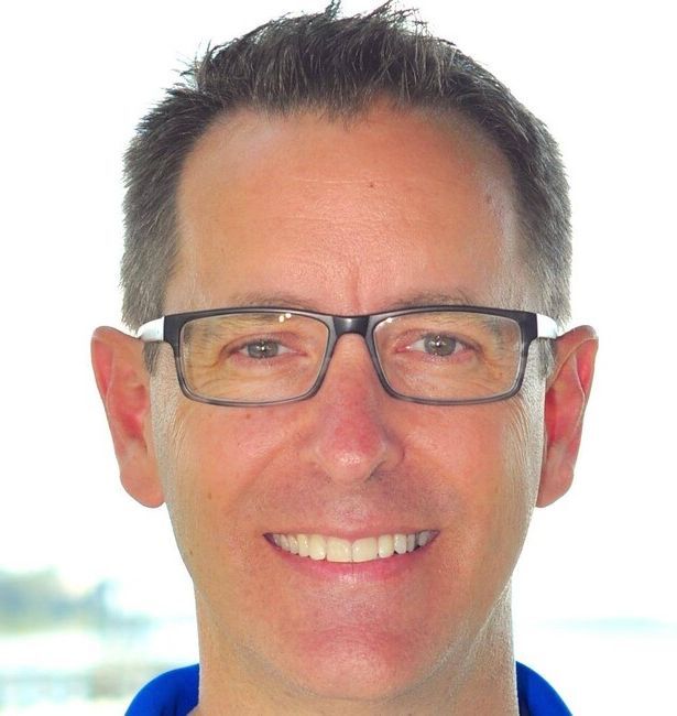 Timothy Currie