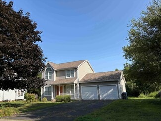 43 Walek Farms Rd, Manchester, CT 06040