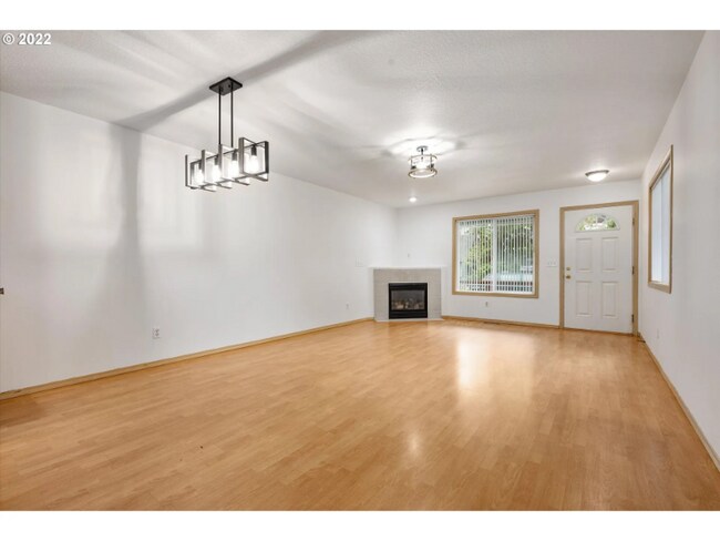 3552 SE 66th Ave, Portland, OR 97206 - photo 6