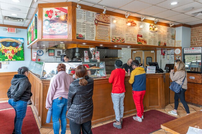 Amore Pizza Scarsdale in Quaker Ridge offers a nice variety of toppings and is a popular destination for lunch.