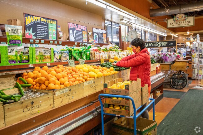 Farmer Joe's Grocery is a few blocks from the Lynn neighborhood and is stocked with local produce.