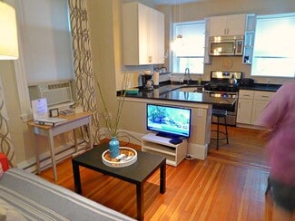 20 Moon St Unit 2, Boston, MA 02113