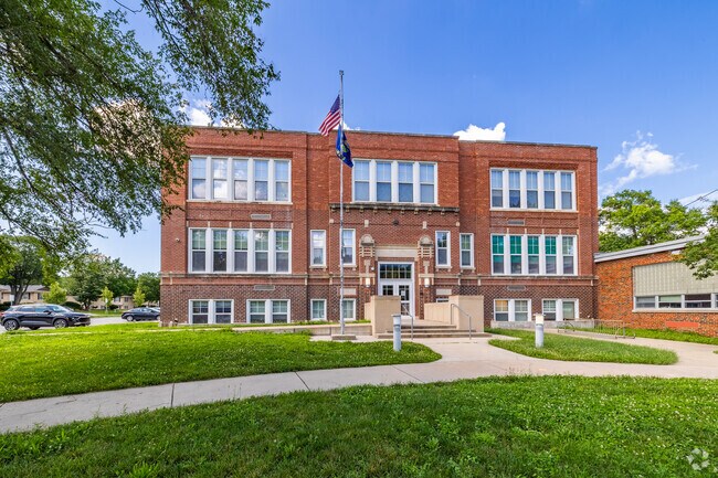 Cordley Elementary School serves the the small community of the Baker neighborhood.