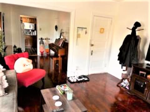 426 N Essex Ave unit 3rd Floor, Narberth, PA 19072 - photo 4