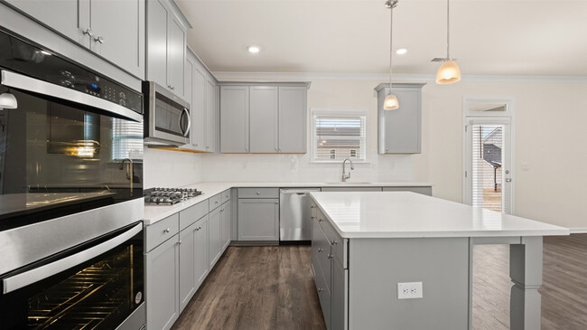 1900 Endress Cir, Hampton, GA 30228 - photo 6