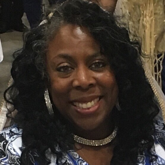 Saundra Echols