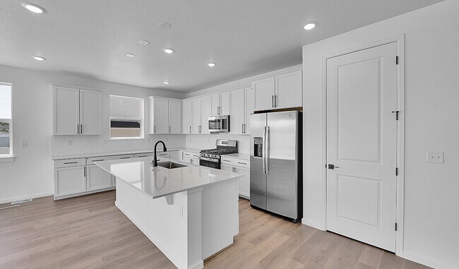 2074 S 3940 W, Msc, UT 84401 - photo 6