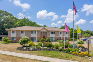 5264 Victoria Ln, North Olmsted, OH 44070