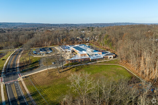 Louis Toffolon School has a teacher student ratio of 12:1.