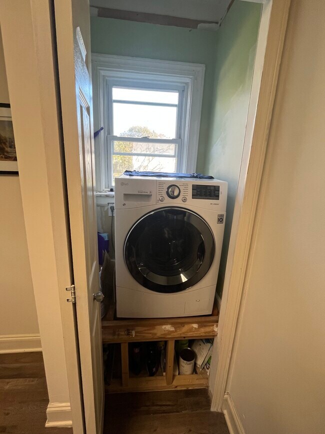 411 7th St unit B -2nd floor, Riverton, NJ 08077 - photo 5