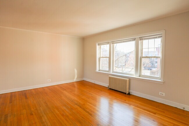 1211 Harvard Terrace unit 2, Evanston, IL 60202 - photo 5