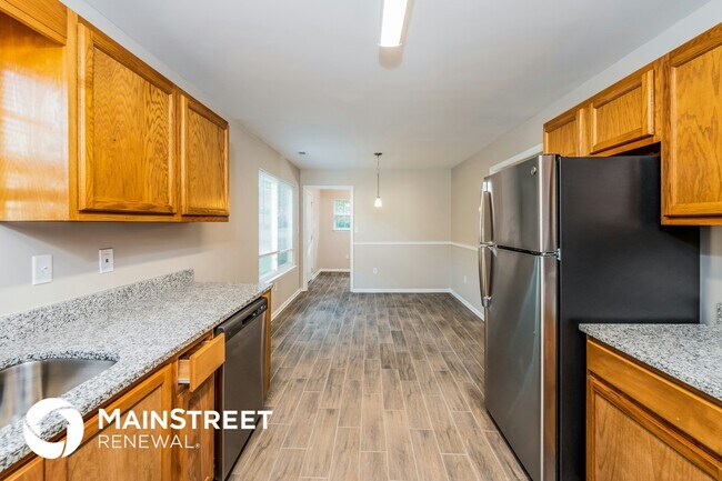 1282 Railroad Dr, Hayden, AL 35079 - photo 6