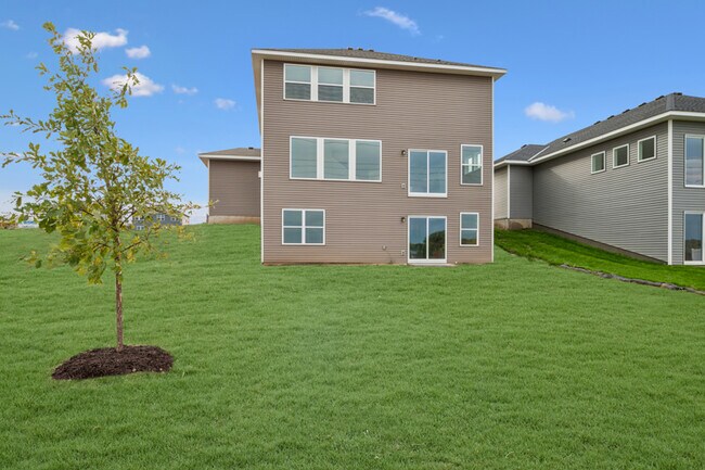 1670 Tyrone Dr, Shakopee, MN 55379 - photo 3