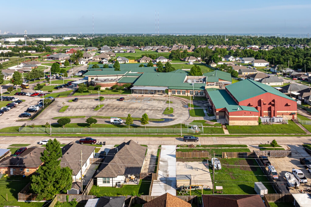 Joseph J. Davies Elementary School has an overall Niche score of A-.