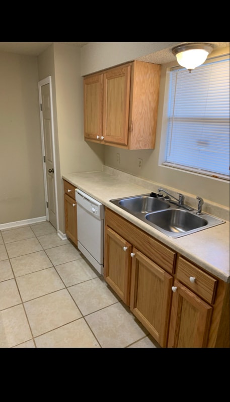 1755 Boulevard de Province Blvd, Baton Rouge, LA 70816 - photo 4