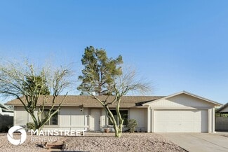 5122 E Nambe St, Phoenix, AZ 85044