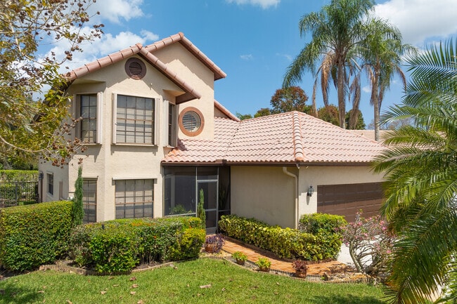 The Lakes at Boca Raton homes provide high-end living accommodations, designed to elevate your lifestyle.