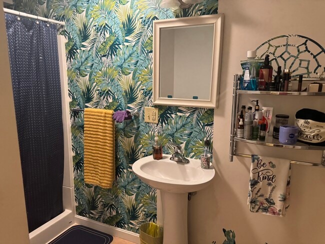 26 Baycrest Dr unit Nina, South Burlington, VT 05403 - photo 3