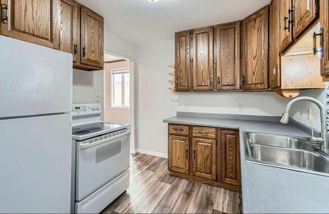 236 11th Ave S, South Saint Paul, MN 55075 - photo 7