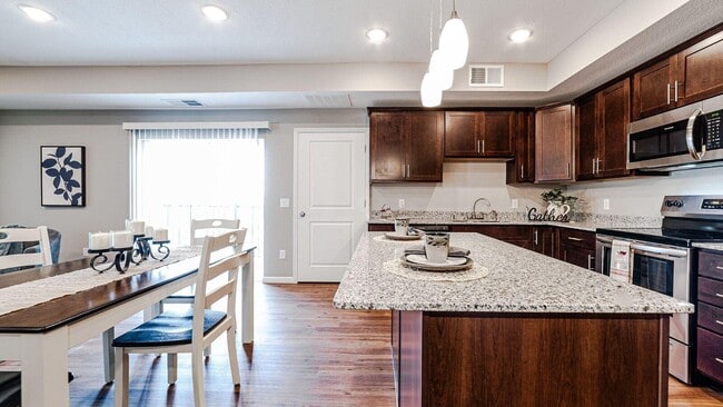 Encore Apartments, Forest Lake, MN 55025 - photo 2