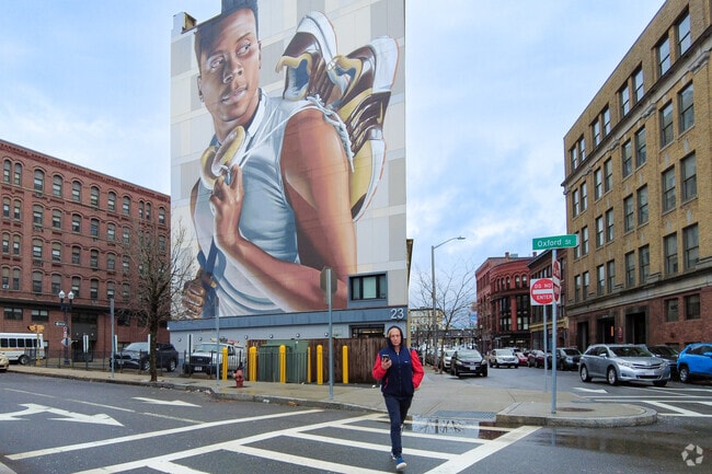 Large, colorful, and creative murals can be spotted on the main roads near Central Lynn.