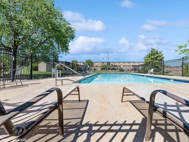 Sparkling Swimming Pool!