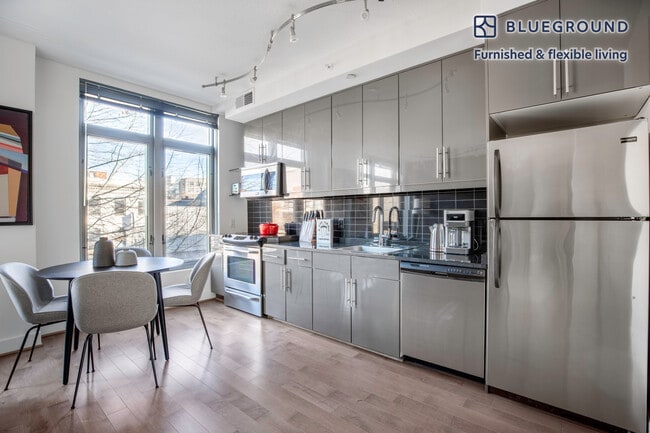 1328 14th St NW unit FL3-ID156, Washington, DC 20005 - photo 3