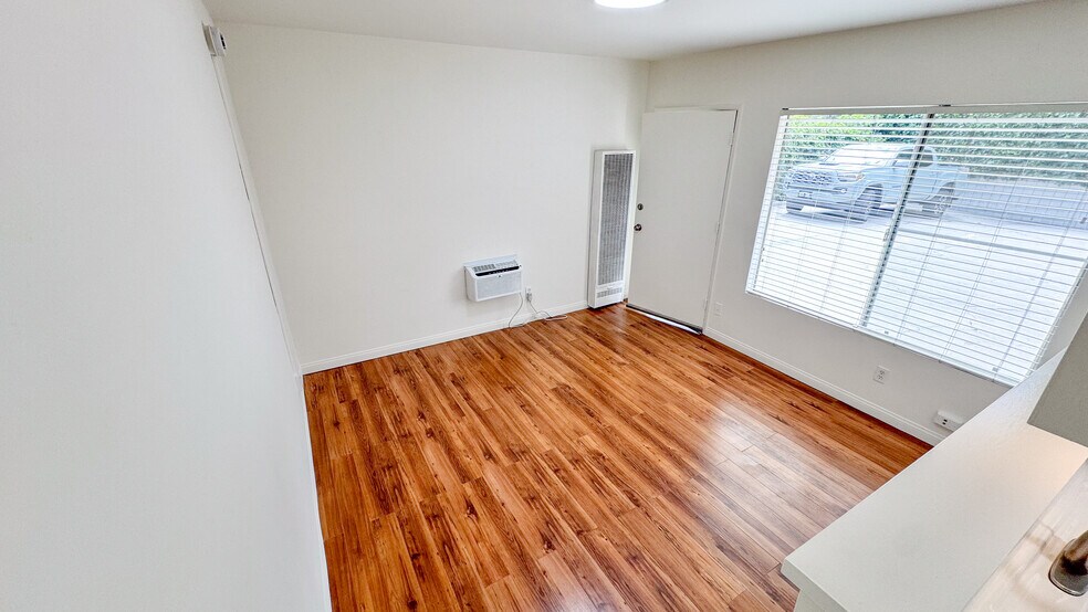 03376DE, Los Angeles, CA 90026 - photo 1