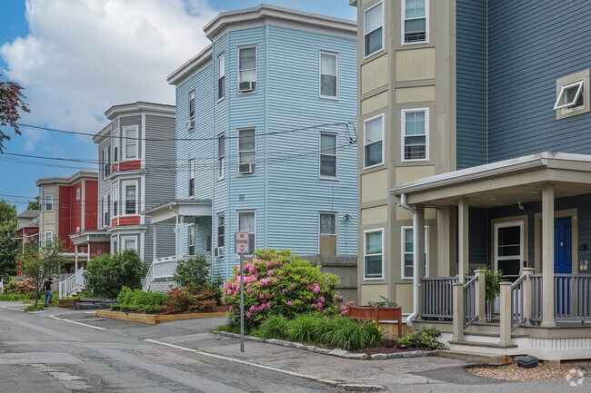 Multifamily homes and townhouses are common throughout Gloucester Crossing, offering residents a mix of affordable, community oriented living options within the neighborhood.