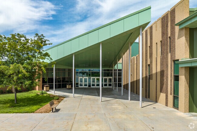 The students of Alfonza W Davis Middle School enjoy learning in a large and modern school.