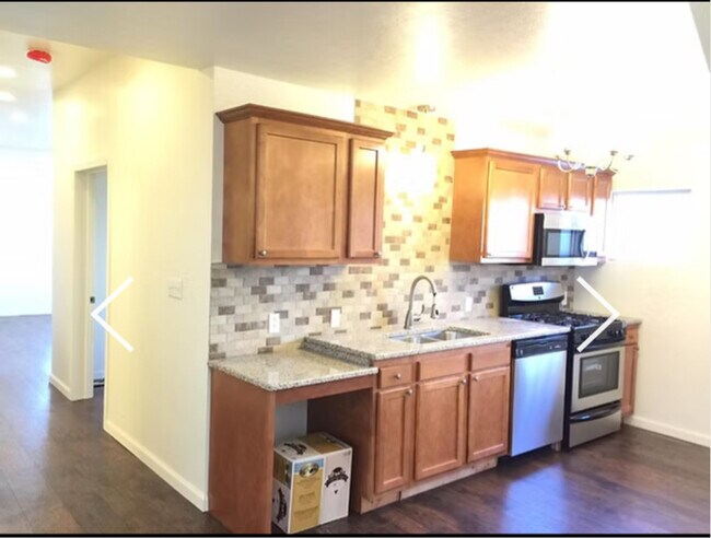 102 N Gilfillan St, Franklin, PA 16323 - photo 7