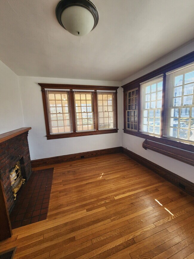 222 N 5th St unit 222 N 5th St, Newark, OH 43055 - photo 6