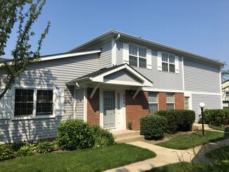 353 Ashwood Ct, Vernon Hills, IL 60061