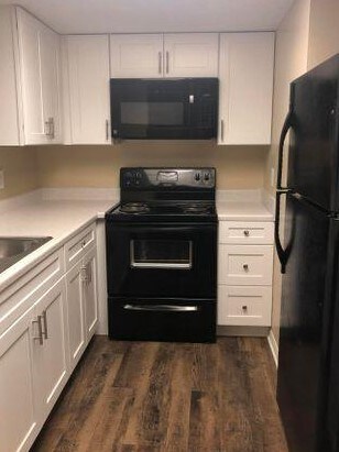 1076 Ellen Ct, Melbourne, FL 32935