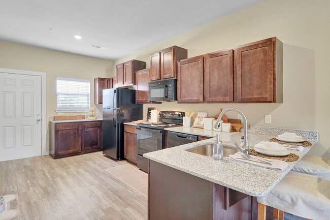 The Reserve at Chaffee Crossing Apartment Homes & Townhomes, Fort Smith, AR 72916 - photo 3