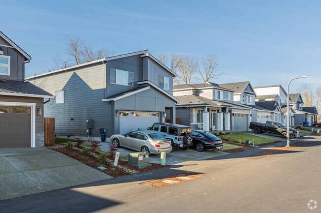 New Traditional homes between $700,000 and $900,000 are being built in Kelso.