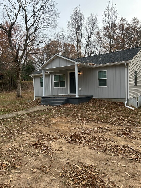 1763 Bridgewood Rd, Clarksville, TN 37040 - photo 4