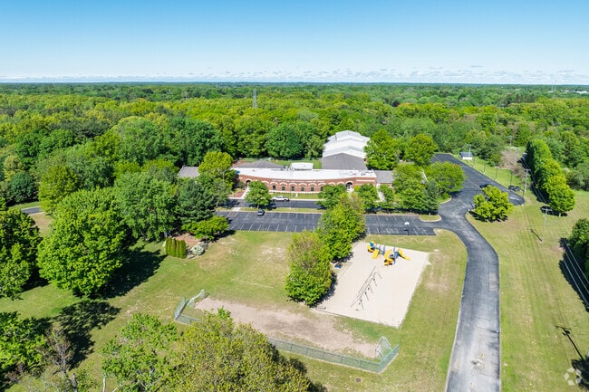 Our Lady of the Lake Catholic School has a student to teacher ratio of 10 to 1.
