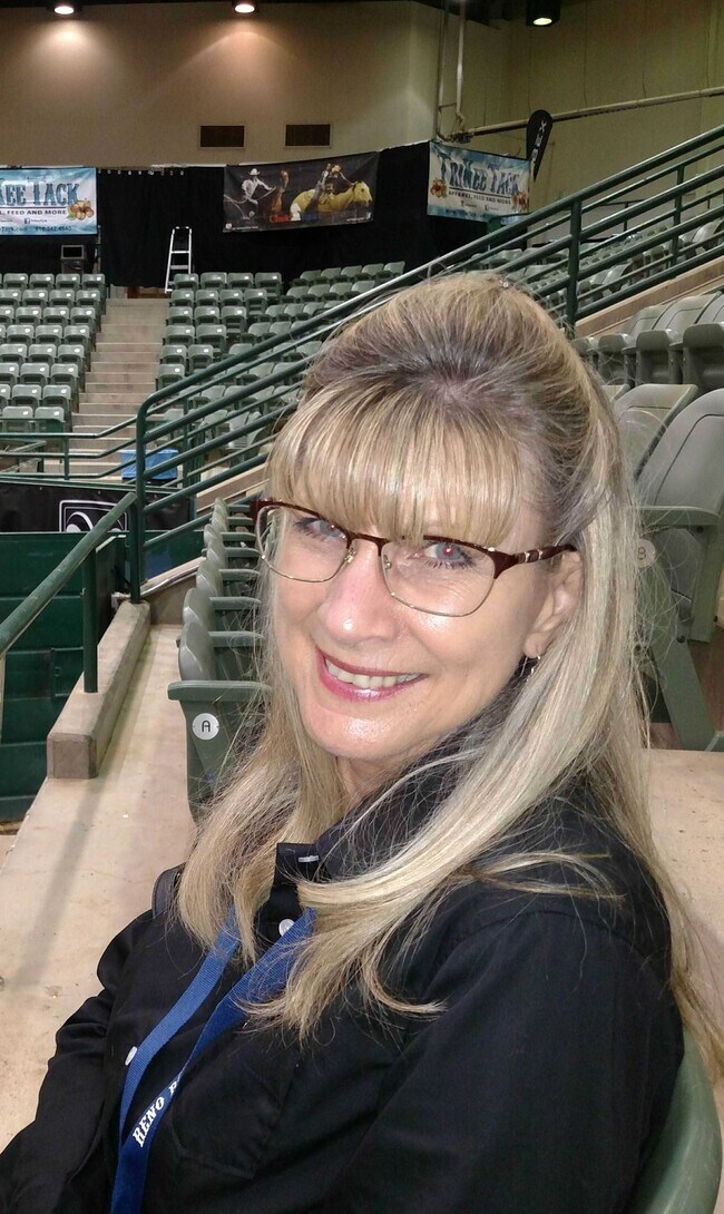 Darlene Amos