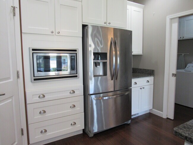 405 E Palace Row, Geneseo, IL 61254 - photo 7