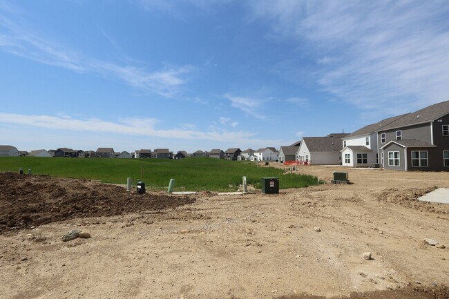 1876 Aerotrain Ct N, Plain City, OH 43064 - photo 3