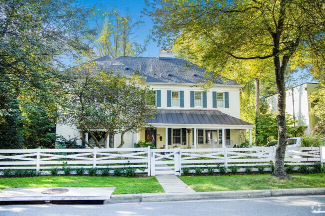 There is a home style for everyone in Somerset.