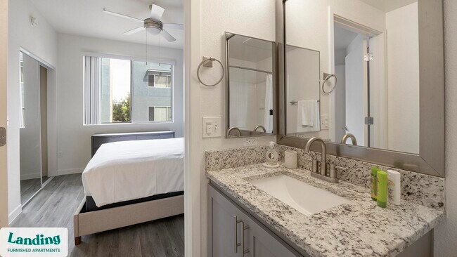 1811 E Apache Blvd unit 1076, Tempe, AZ 85281 - photo 5